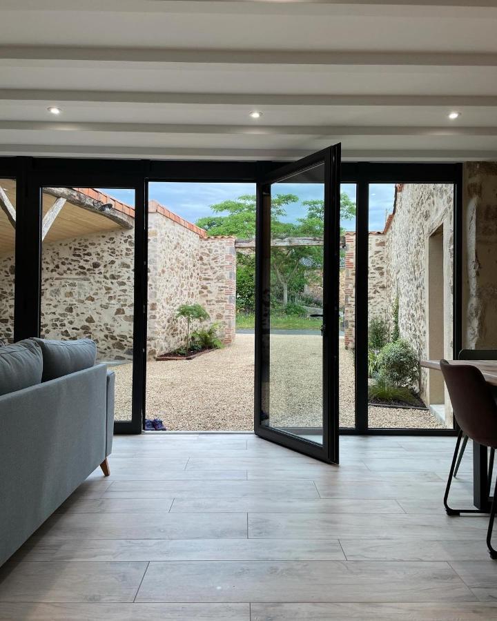 Gite De La Foye - Le Jasmin Combrand ภายนอก รูปภาพ